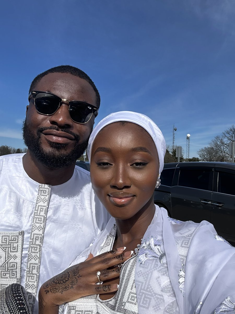 Big_Shuks__'s tweet photo. Eid Mubarak to me and mines to you and yours 🕌🌙🎉 https://t.co/BDFvhpMznu