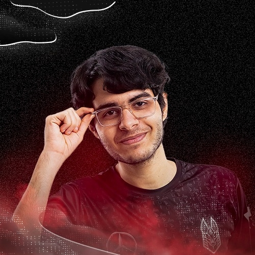 Hello guys, Iam still contracted to Anubis gaming but they allowed me to explore my options for summer 2024. 🔴Highly motivated to win 🔴Big champion pool and good leadership (no cap) references : @Viser1onlol @Presence_LoL1 @EdwardCarryLoL cya on the rift