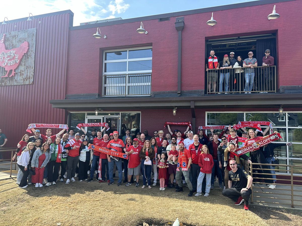 Still reminiscing about the incredible Fan Fest weekend! Huge thanks to everyone who joined us for the kick-off party & those who came to chill with us on Sunday at @partyfowlnash! 🎉 Thanks to @PLinUSA @MightyRed_LFC @NBCSports @LFCUSA and of course our fave Seamus!!