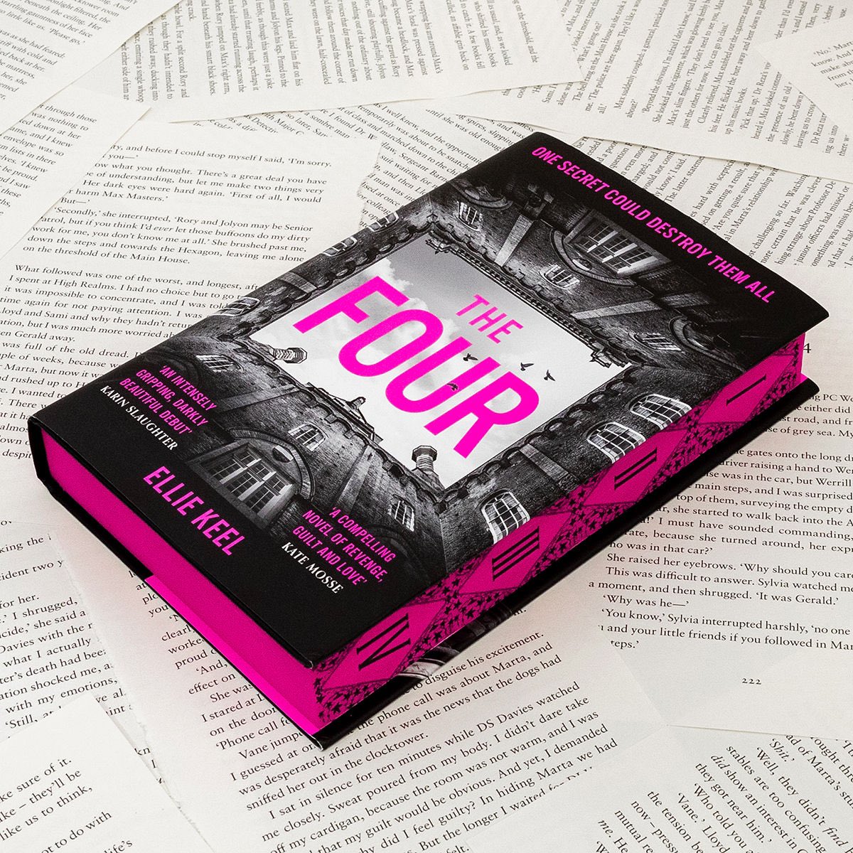 @elliekeel1 @HarperCollinsUK @NotCecily Love beautiful editions (with sprayed edges), dark academia thrillers and supporting your local bookshop? Get your Deluxe Special Edition of #TheFour by @elliekeel1 here 👉 bit.ly/42LBojy