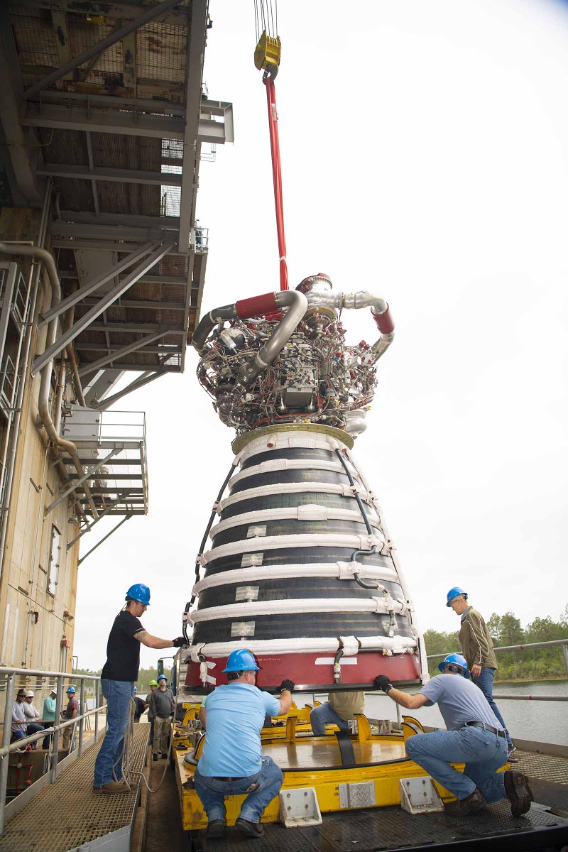 RS-25 developmental engine E0525 was removed from the Fred Haise Test Stand on April 9, following completion of the 2nd (and final) 12-test series for lead engines contractor Aerojet Rocketdyne, an @L3HarrisTech company, to certify and build new RS-25 engines for @NASA_SLS.