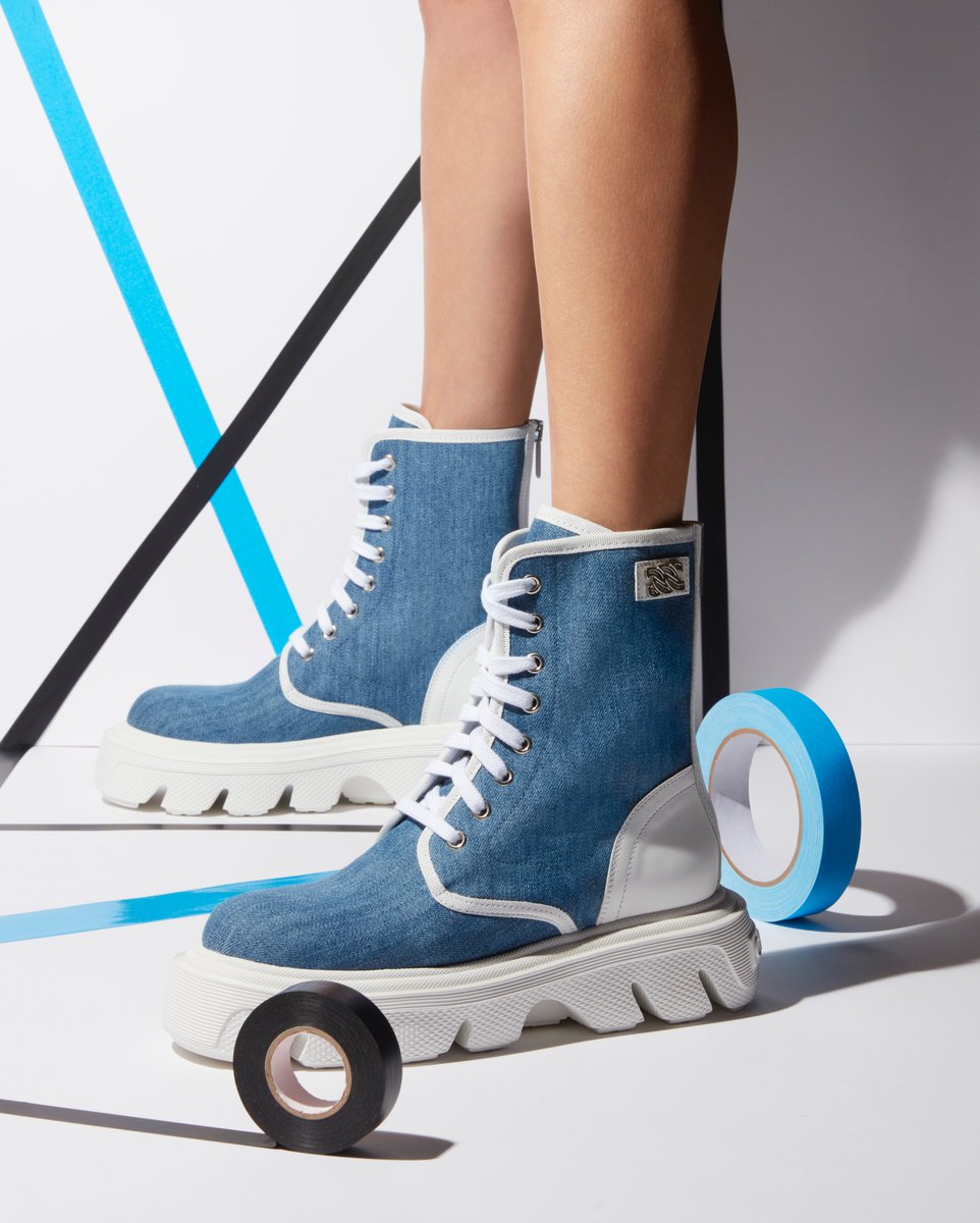 With denim textures and white leather inserts, these Generation C boots reflect the urban chic aesthetic, ideal for the everyday. #CasadeiWorld casadei.com/en/new-arrival…