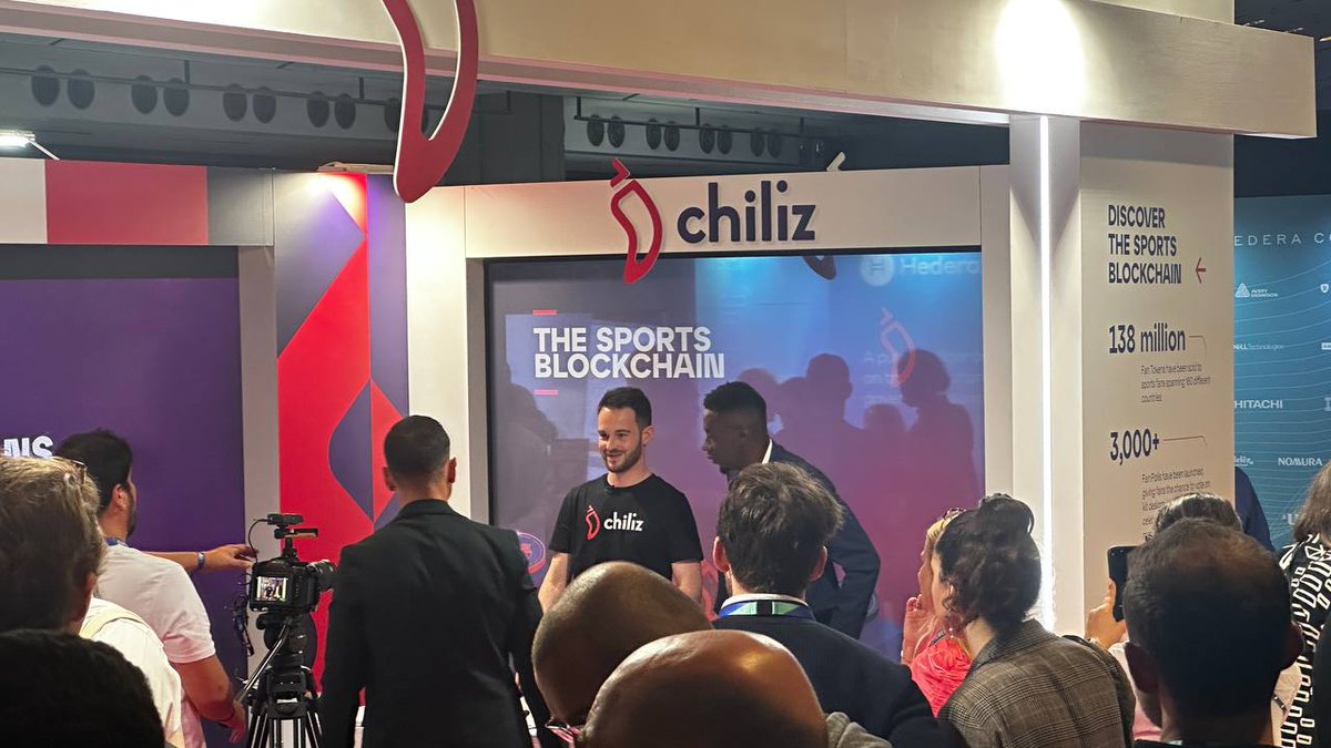 TopGoal_NFT's tweet photo. Team in #ParisBlockchainWeek
Reuniting with old friends🤝
Making new friends💪🏻 https://t.co/tOjtswt6QQ
