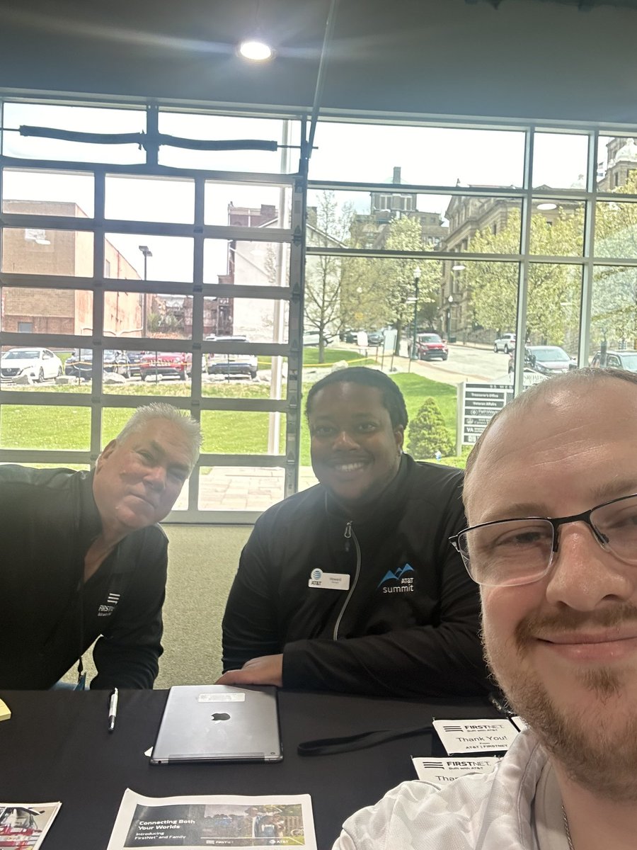 Thank you to the Strabane team for helping those in Washington County that help us on site yesterday <a href="/Slaug_terhouse3/">Howard Slaughter III</a> <a href="/Matt__Rash/">Matt Rash</a> <a href="/MikeSBurgess_/">Michael</a> <a href="/DomDavis_/">Dom Davis</a> #FIRE