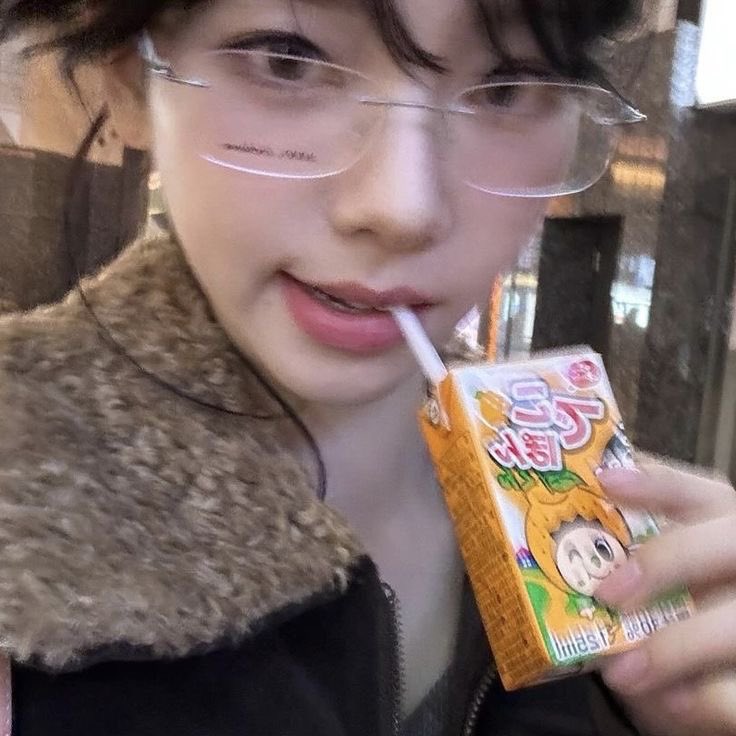 HAPPY KARINA DAYYY been loving her for 4 years ☹️☹️