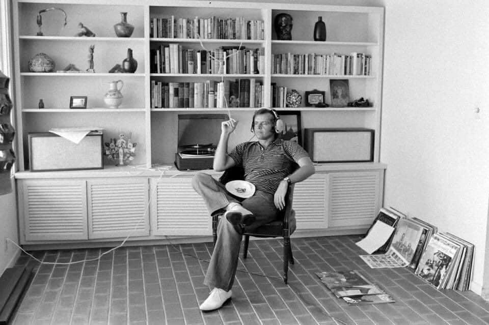 Jack Nicholson listening to records in 1969. On the floor is a stereo copy of “Bee Gees’ First.” @TheBeeGees1967