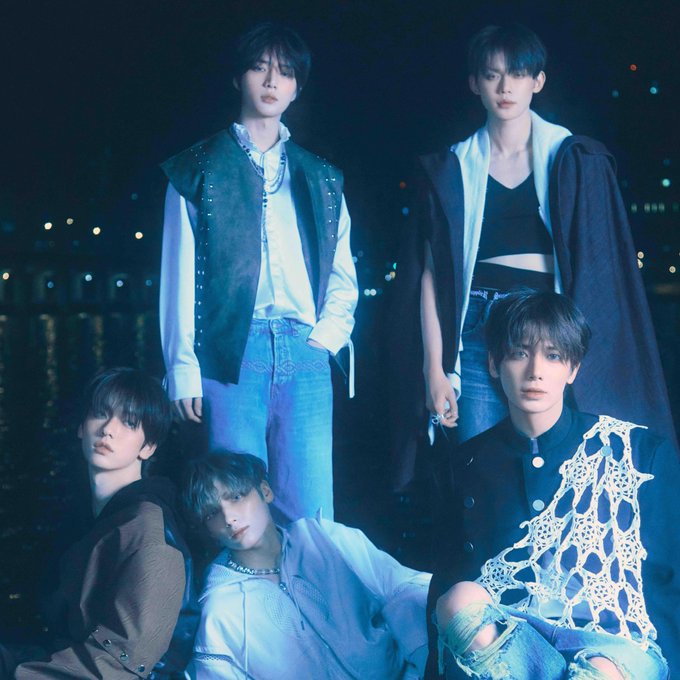 TOMORROW X TOGETHER's 'minisode 3: TOMORROW' now aiming #3 debut on the Billboard 200 with nearly 100K units first week (@txt_members; via @HITSDD).