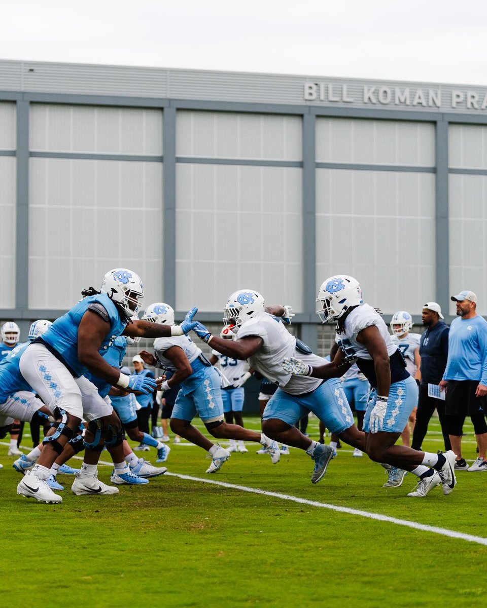 Carolina Football tweet media