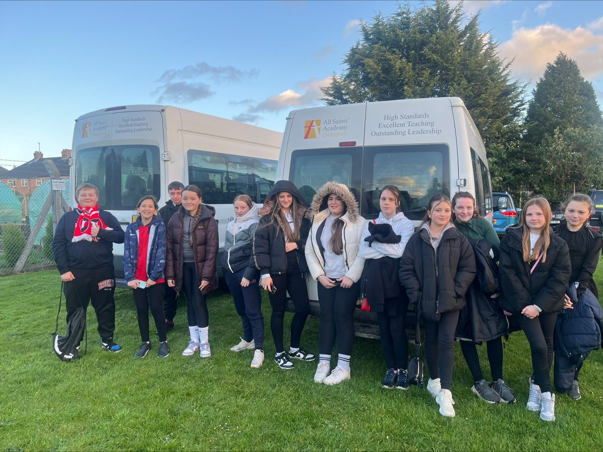 Thank you to the Cheltenham Town Trust for tickets to see the Cheltenham Town Football Club match last night! Our students enjoyed going to see the match. Shoutout to Parklands Community Centre for letting us park with them! #CTFC