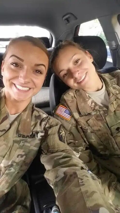 Happy #nationalsiblingday! We know more Army Reserve Soldier Siblings are serving! For this #WhyWeServeWednesday, share your Soldier Sibling stories in the comments!