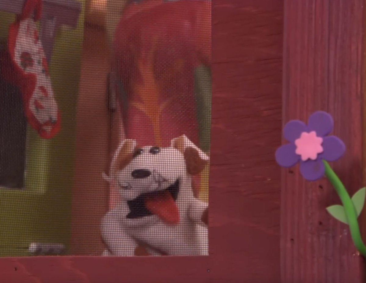 What does Russell see? #nanalan #puppet #dog #cute #puppy