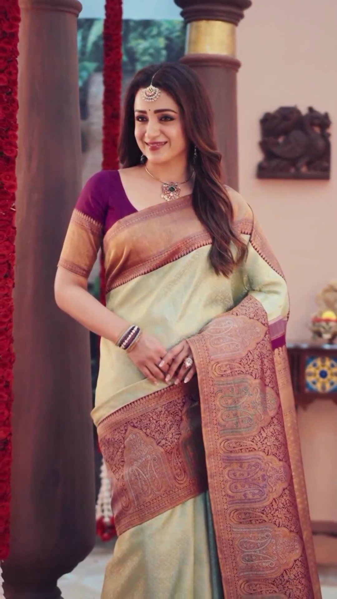 GK0JbJAXsAAGk0m?format=jpg&name=large