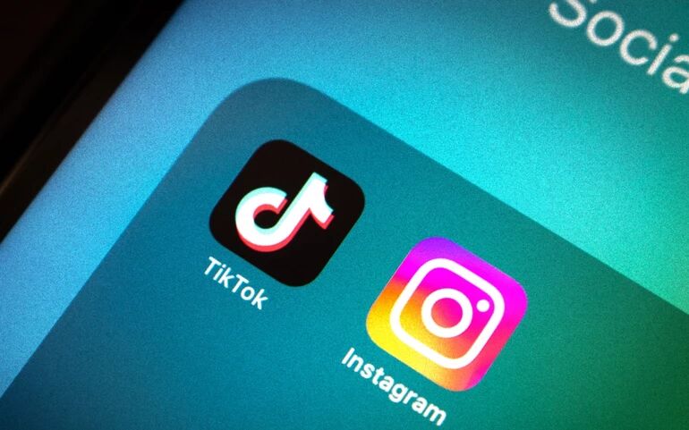TikTok may be about to shake up the social media space with launch of a photo-sharing app TikTok Notes that could kill @instagram 😱 Don't miss the full story: em360tech.com/tech-article/t… #Tiktok