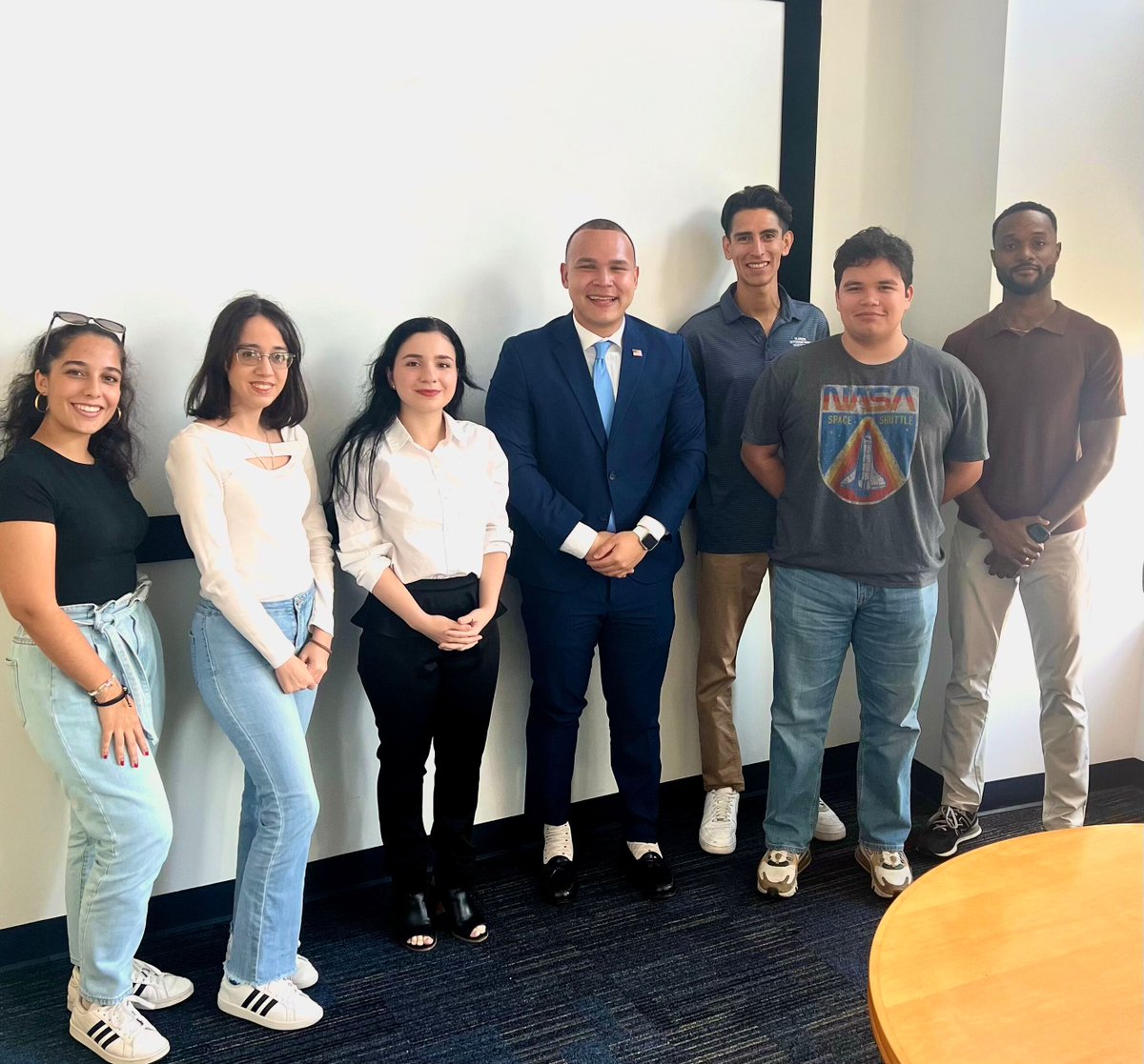 Last week, Team SCM engaged with Florida International University students, driving home the message that anything is possible when you set your mind to it!