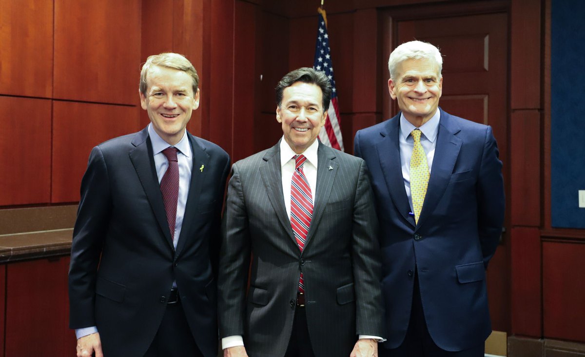 I joined @SenBillCassidy and our partners to celebrate the introduction of the Americas Act and discuss the importance of this bill for the United States and the entire Western Hemisphere. I look forward to continuing our work to pass this critical legislation.