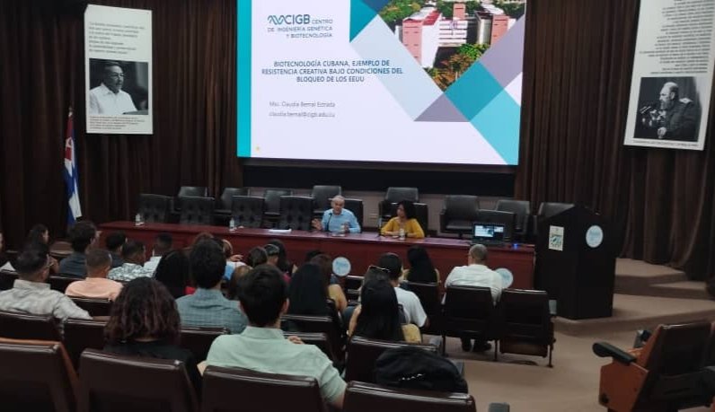 Viceministro @citmacuba @ArmandoRguezB expone panorámica de la ciencia en @Cuba y rumbo de acciones para continuar su desarrollo, protagonizado por la juventud, en Taller en @CIGBCuba con jóvenes seleccionados premios nacionales Citma @EdMartDiaz @SANTANACITMA @Adianez_Taboada