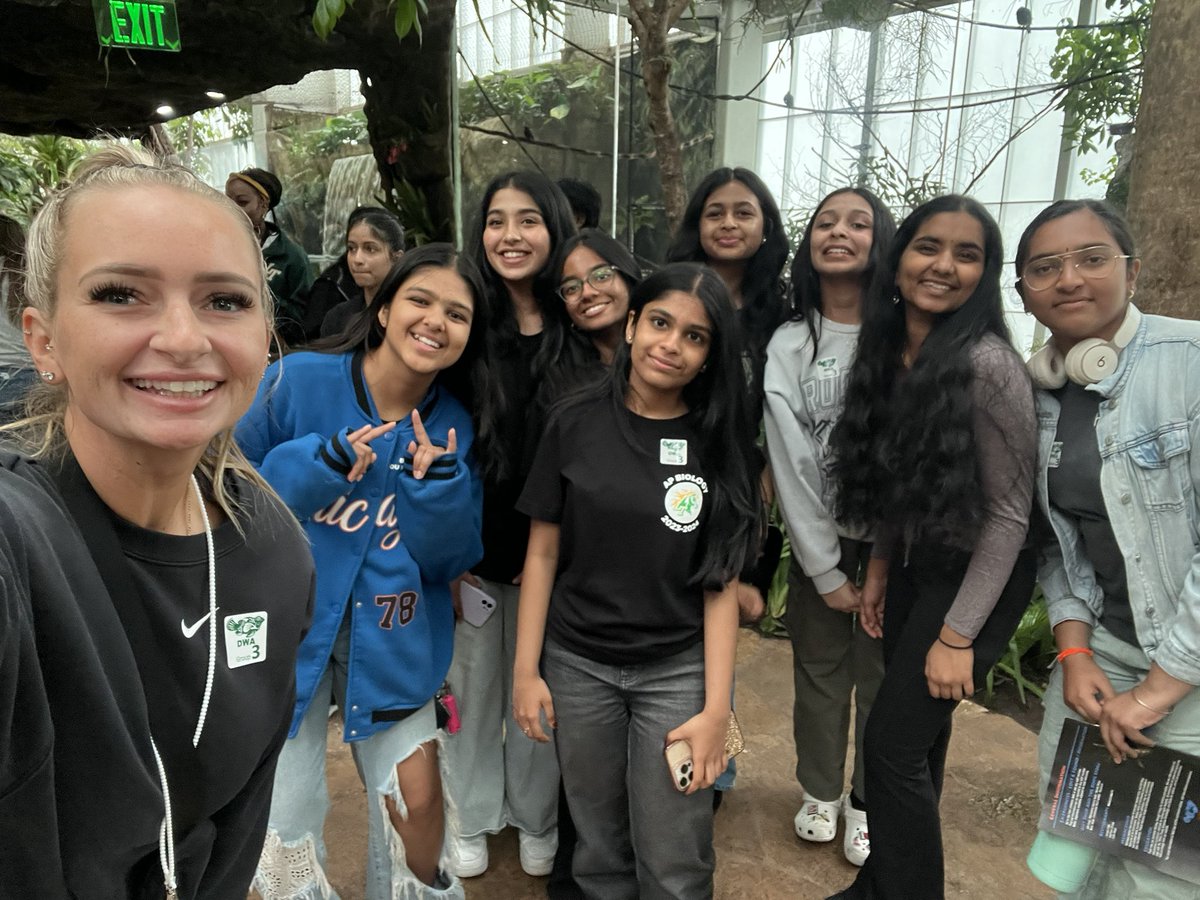 Dallas World Aquarium with some awesome kiddos! #APBio #DWA