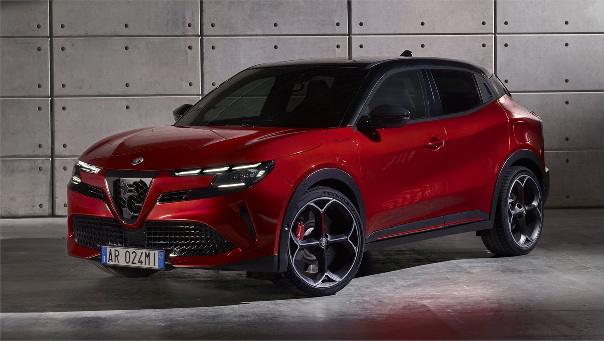 Welcome to Alfa Romeo's first electric car: the brand-new Milano. Meet the small SUV that Alfa hopes will massively boost its sales... and sprinkle a little romance into the segment → topgear.com/car-news/first…