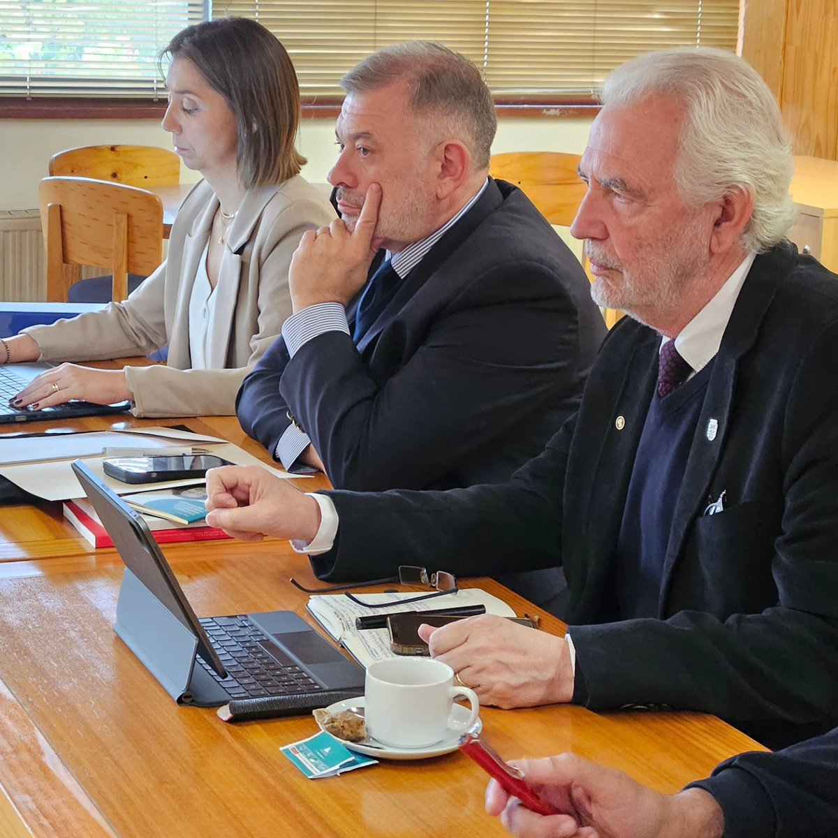En la jornada de este miércoles 10 de abril, nuestro decano de <a href="/farcodi/">Farcodi</a> Mg. Roberto Burdiles Allende <a href="/Rob_Burdiles/">Roberto Burdiles Allende</a> participó en la reunión de Consejo de Decanos / Grupos permanentes, en el marco del Encuentro Pre-Arquisur 2024. 
La instancia se desarrolló en la Sala de Postgrado