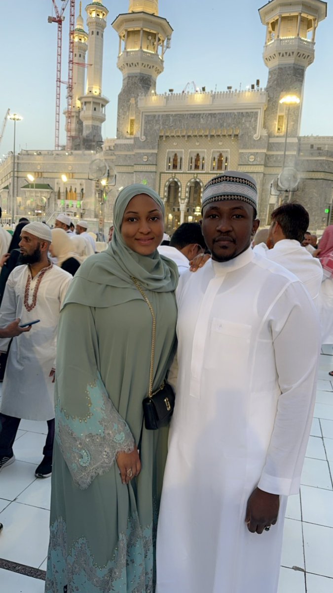 drfatima84's tweet image. Eid Mubarak from me &amp;amp; mine @BashirSZuntu to the entire muslim ummah. May we witness more to come in good health &amp;amp; wealth 🤲
#Eid_Mubarak 
#Eidmubarak2024 #EidAlFitr