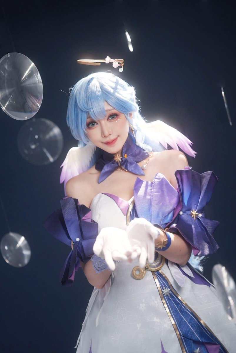 genkocosint's tweet photo. へようこそ( ・∇・)
#崩壊スターレイル #HonkaiStarRail #ロビン #Robin #cosplay #coser #Genko https://t.co/JuFKOhJTo5