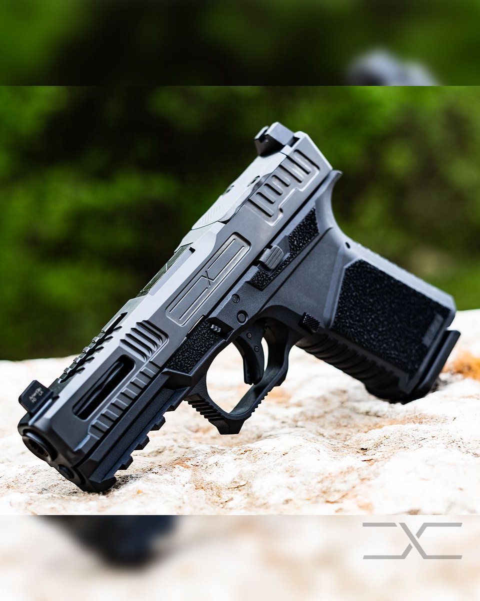 🎁 The FX-19 Hellfire is a great option for any shooter. 
bit.ly/3U3W4kf 
.
.
.
.
.
#Faxon #Firearms #FaxonFirearms #Machining #Manufacturing #MadeInUSA #FamilyOwned #Outdoors #Engineering #GunsDaily #SickGuns #Mountains #FX19 #pistol