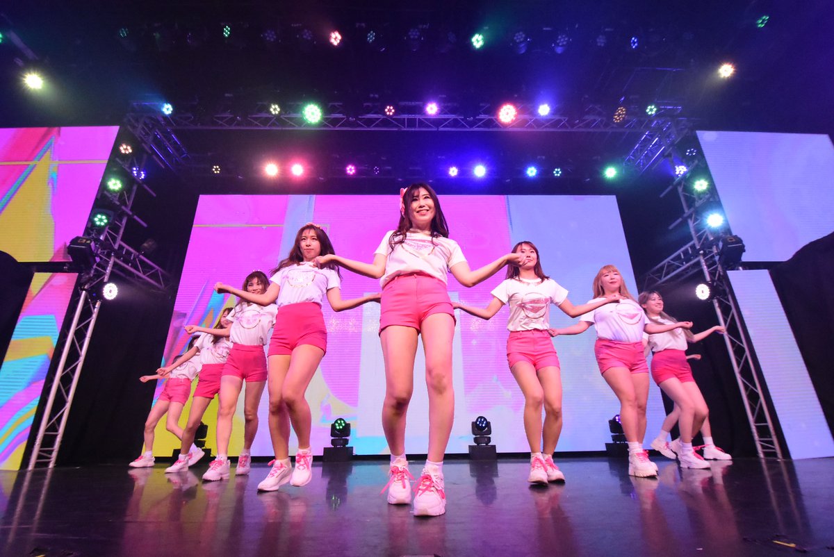 Rs__generation's tweet photo. #ちぇご　#Rs_generation #少女時代
#タシマン
先日ちぇごでタシマンを踊ってきましたー！！素敵な写真をたぬこう@tanukou_ さんからいただきました✨✨いつもありがとうございます☺️そしていつも最高な背景をありがとうございます💕 https://t.co/xkI7Z9GVJv