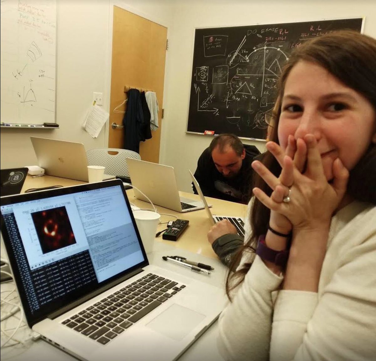#otd in 2019 scientists released the first-ever photo of a black hole. Here’s the moment that then-PhD student Katie Bouman and colleagues first processed the image: nyti.ms/2D9Wr4B