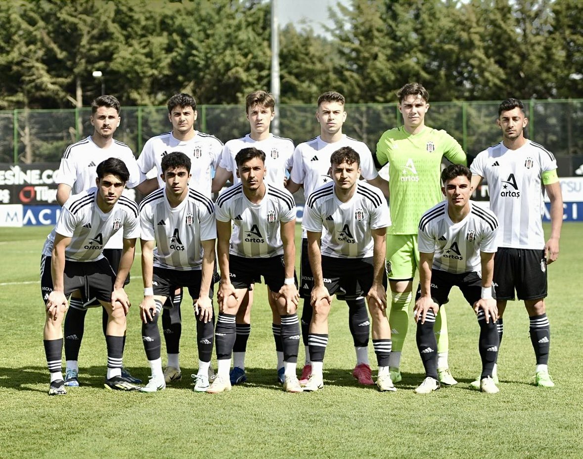 senolfidan66's tweet photo. Bayram öncesi son 2 maçta takımımızın gösterdiği performanstan dolayı oyuncularımla gurur duyuyorum! 💪⚽️

BJK | Başakşehir (4-0) ✅
Kayserispor | BJK (1-4) ✅

Şimdi derbi zamanı! Galatasaray maçını da kazanarak camiamızı sevindirmek istiyoruz 🦅 

#Beşiktaş #U19

İyi bayramlar! https://t.co/6WDLiBm4bZ