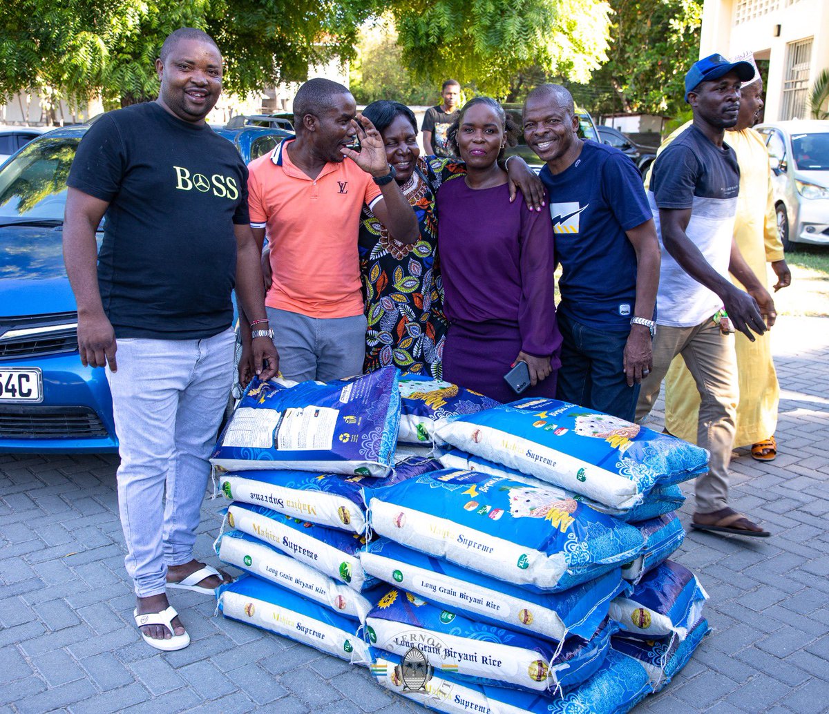 Eid-Ul-Fitr is a time for celebration and generosity. Today, I had the honor of initiating the distribution of food items and other essentials to the Muslim community in Kilifi. The event was carried out by the 35 Members of the County Assembly representing each ward. Happy Eid