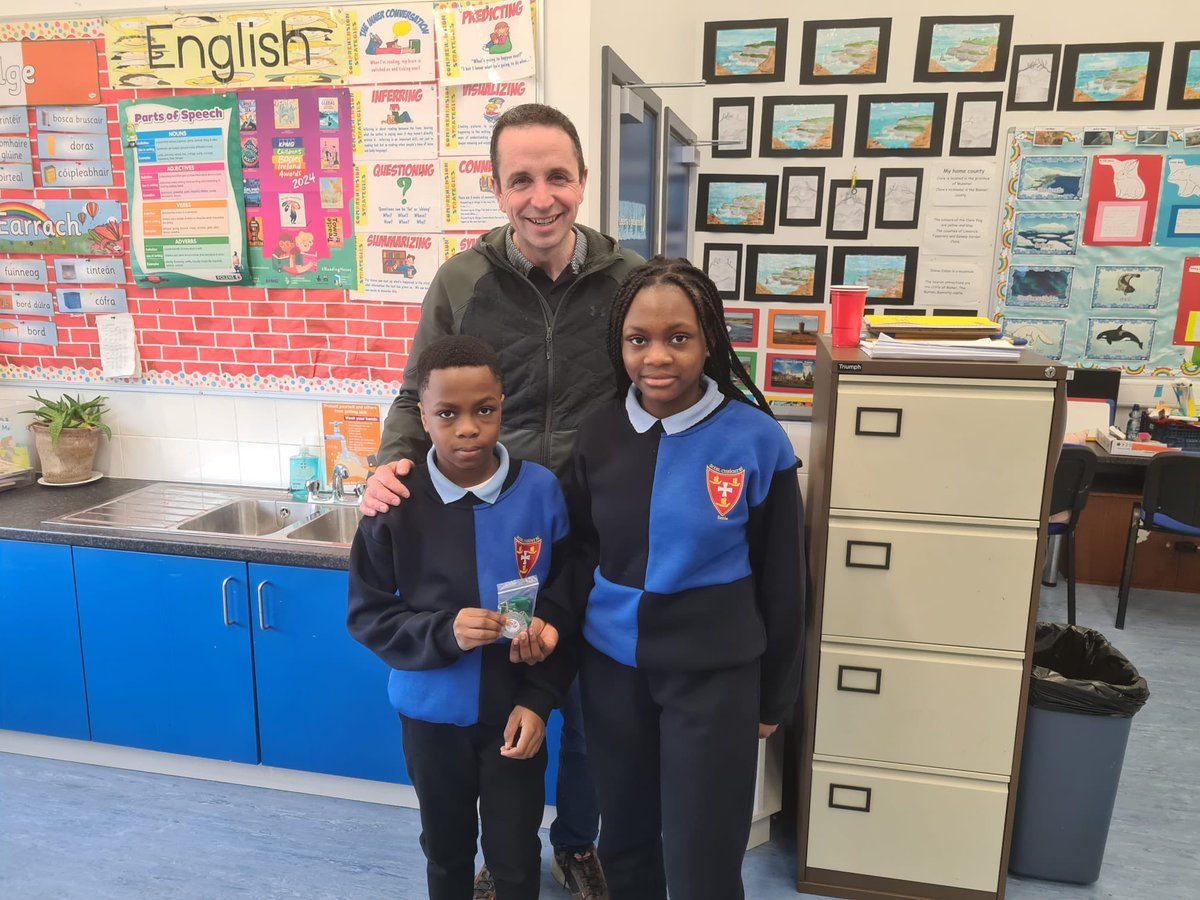 Congratulations to Allswell Mensah from Mr Healy’s 3rd class who finished 2nd in the Ennis Community games handwriting competition. He now goes forward to represent Ennis in the Clare Community games finals u10 boys on 19th April. His proud sister Dora presented his medal.