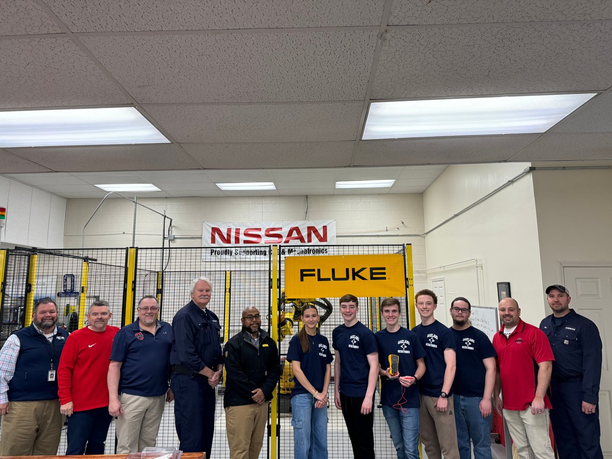 The Mechatronics program at @OaklandRCS has received 25 digital voltage meters from Fluke Corporation valued at approximately $6,500. Many thanks to Wayne Ellington and his team at @NissanUSA and Ryan Prater at @FlukeCorp for making it happen. #RCSCareerReady #Communitypartners