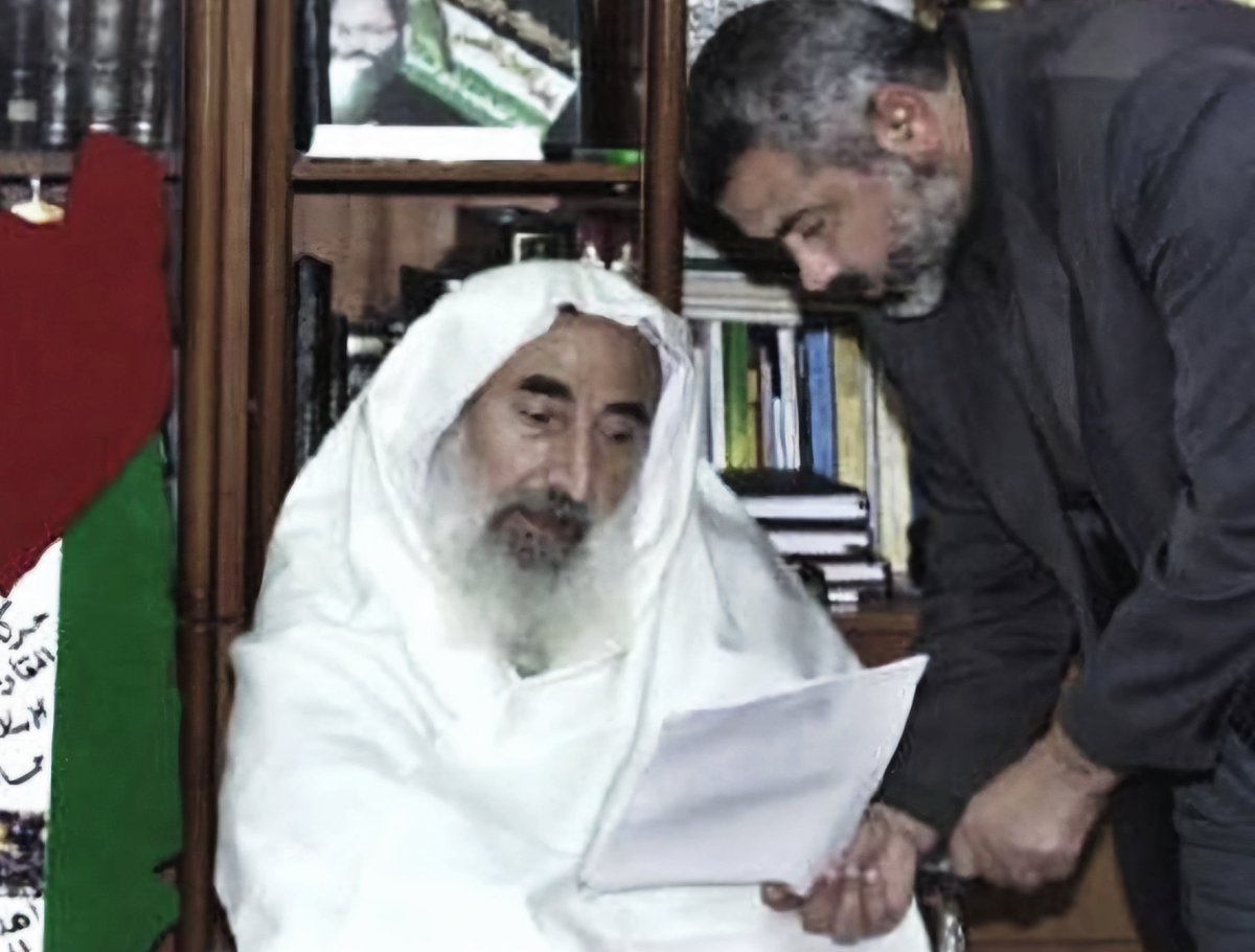 MoGaza15's tweet photo. وعدك عالعين وعالراس ، تعرفنا من بين الناس 💚 https://t.co/Hyc81ZP8WH