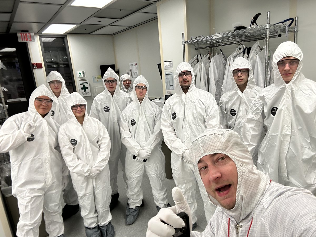 Cerroni_Teched's tweet photo. @PLTWorg : Capstone class had an amazing field trip to @CornellCNF. With guidance from Tom Pennell, students explored cleanroom operations &amp; enjoyed STEM demos during lunch. @BrettRWoodcock @BrianaOBrienLHS @MsD_atLCSD @dziegler15 #Warriorsatwork #STEM #FutureEngineers https://t.co/LPWOOjukB0