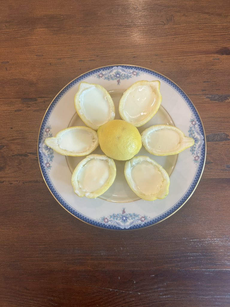 On this edition of procrasti-baking, I give you: lemon possets 😍😋🍋