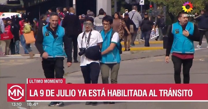 Quisieron cortar toda la 9 de julio para ir caminando hasta el Ministerio de capital humano como hicieron toda la vida creyéndose dueños de todo cagandole la vida al laburante. En 40 minutos fueron cagados a palos y la 9 de julio liberada. Cambio de era.