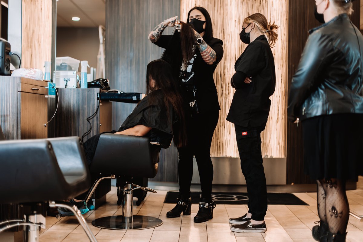 🚨 New software integration partnership 🚨

We're thrilled to share that CourseKey's student success software is now integrated with CIMA by Milady to power beauty and wellness schools. 

Check out the release to learn more: bwnews.pr/43S1phE