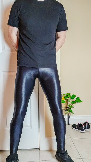 Worked up a good sweat in spin class this morning. https://t.co/CCN3ZfvRSC<a href="/tag/fetish"class="tags"><span>#fetish</span></a><a href="/tag/spandex"class="tags"><span>#spandex</span></a>