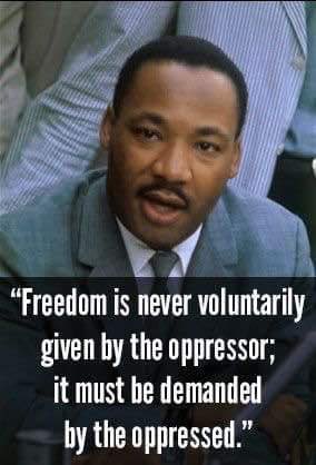 AmbazoniaEthic1's tweet photo. Unbelievable! That in America law-abiding American citizens are held in jail for close to two years without bail nor trial. #FreeTheKansasCity3Now!
#ambazoniagenocidelinrary.com @KCStar @USDC_KS @RepCori @repcleaver @USAO_WDMO https://t.co/ibdBMMMAiQ