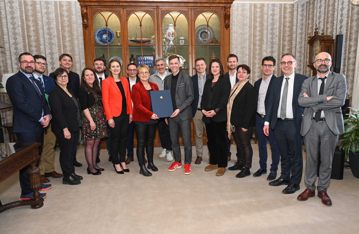 Un grand merci au Maire de Québec @brunomarchand et à toutes ses équipes pour l'accueil chaleureux réservé à la délégation de Rennes Métropole. La signature d'un accord de coopération entre nos deux territoires scelle 10 ans de partenariats et de liens d'amitié puissants.