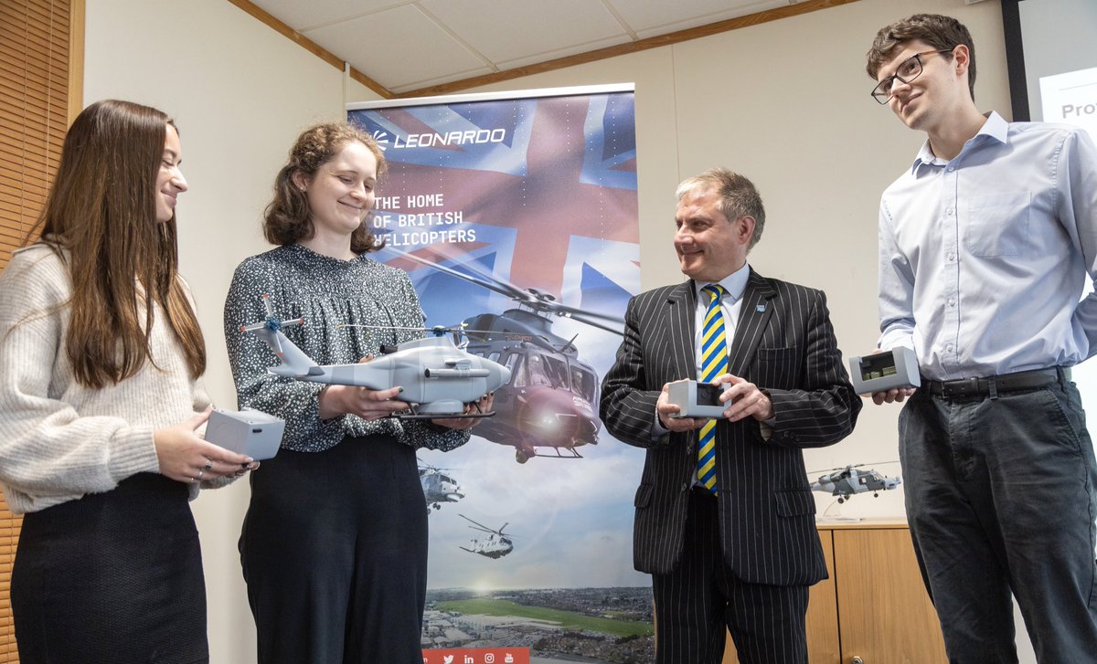 It was our pleasure to welcome @JackLopresti to #Yeovil. Our #graduates and #apprentices briefed on the resilience of the sovereign defence manufacturing base in 🇬🇧 for the rotary-wing sector, demonstrating our strengths in design, development, & in the supply chain.