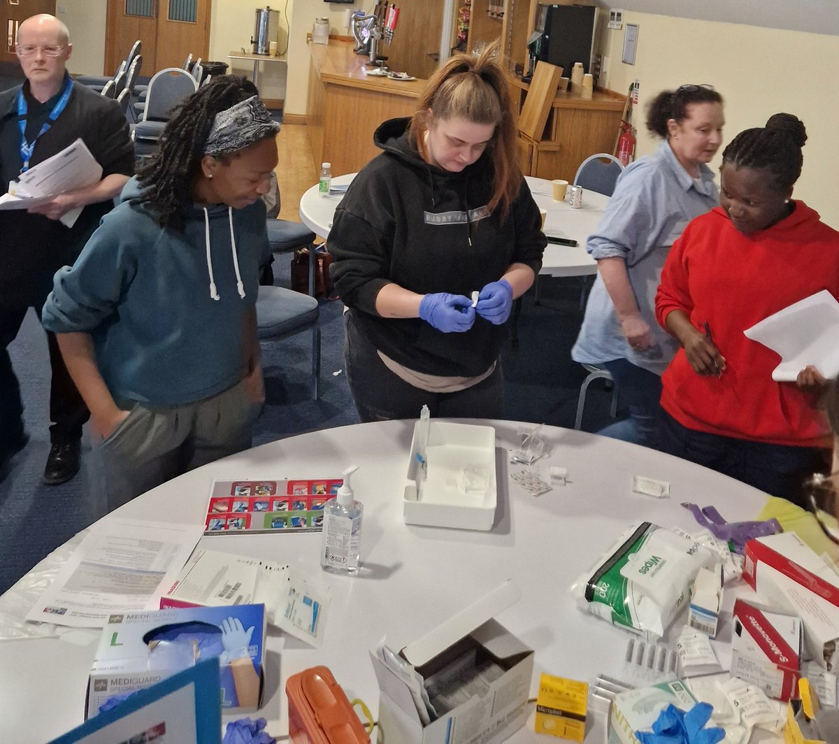 MichelePer81437's tweet photo. Improving standards and leading the way at @GMMH_NHS with ANTT Assessor Training today! Working together to improve patient care 💪 @CaraOates1 @FranReekie @GemmaClark13465
#TakeALookAtMeadowbrook
#IPC #Antt #physicalhealth https://t.co/XQPhyw6Ibp