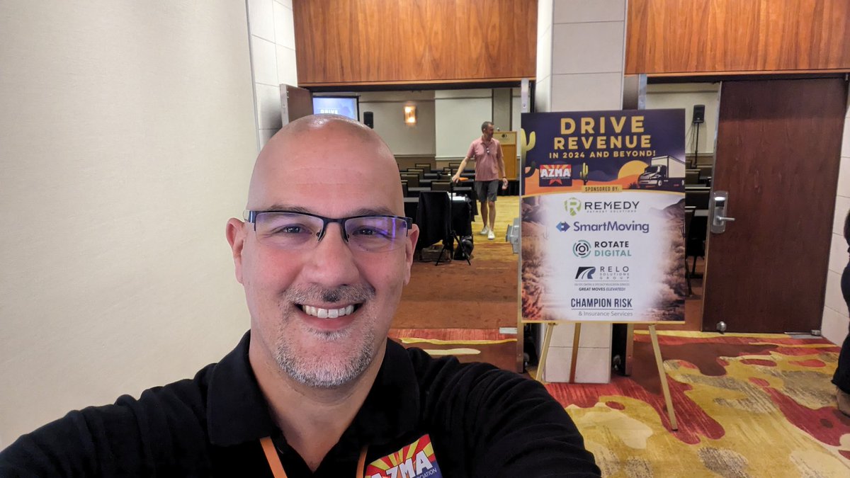 AZMovers1's tweet photo. What a great day here in Arizona yesterday. Our 1st Annual Conference was a huge success. Great job AZ Moving Association board, members and guests. We had a jammed packed room and agenda.
https://t.co/ecrJ909F0K https://t.co/aqGNhEtqgv