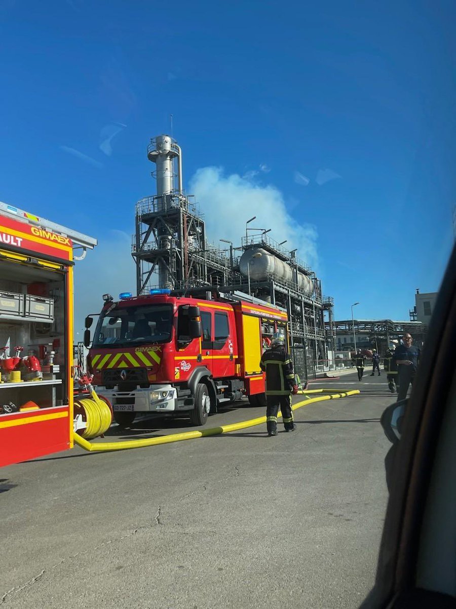 🚨Point de situation ▶️ Accident dans l’entreprise SAIPOL #Sète classée Seveso seuil bas 👉 urlz.fr/qege 📍Un périmètre de sécurité est établi ▶️ Ne vous rendez pas sur le secteur 🗣️ Ne diffusez pas de fausses informations