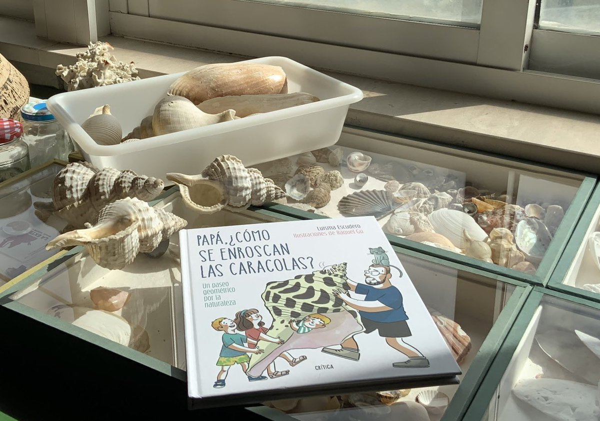 SEBiolDev's tweet image. 📣 The #SEBD is delighted to announce that the 1st SEBD OUTREACH PRIZE goes to @lmescu @unisevilla for his great dedication to science communication and outreach activities! And for the #scutoids, of course, that got out of the #devbio world to become a household name CONGRATS!