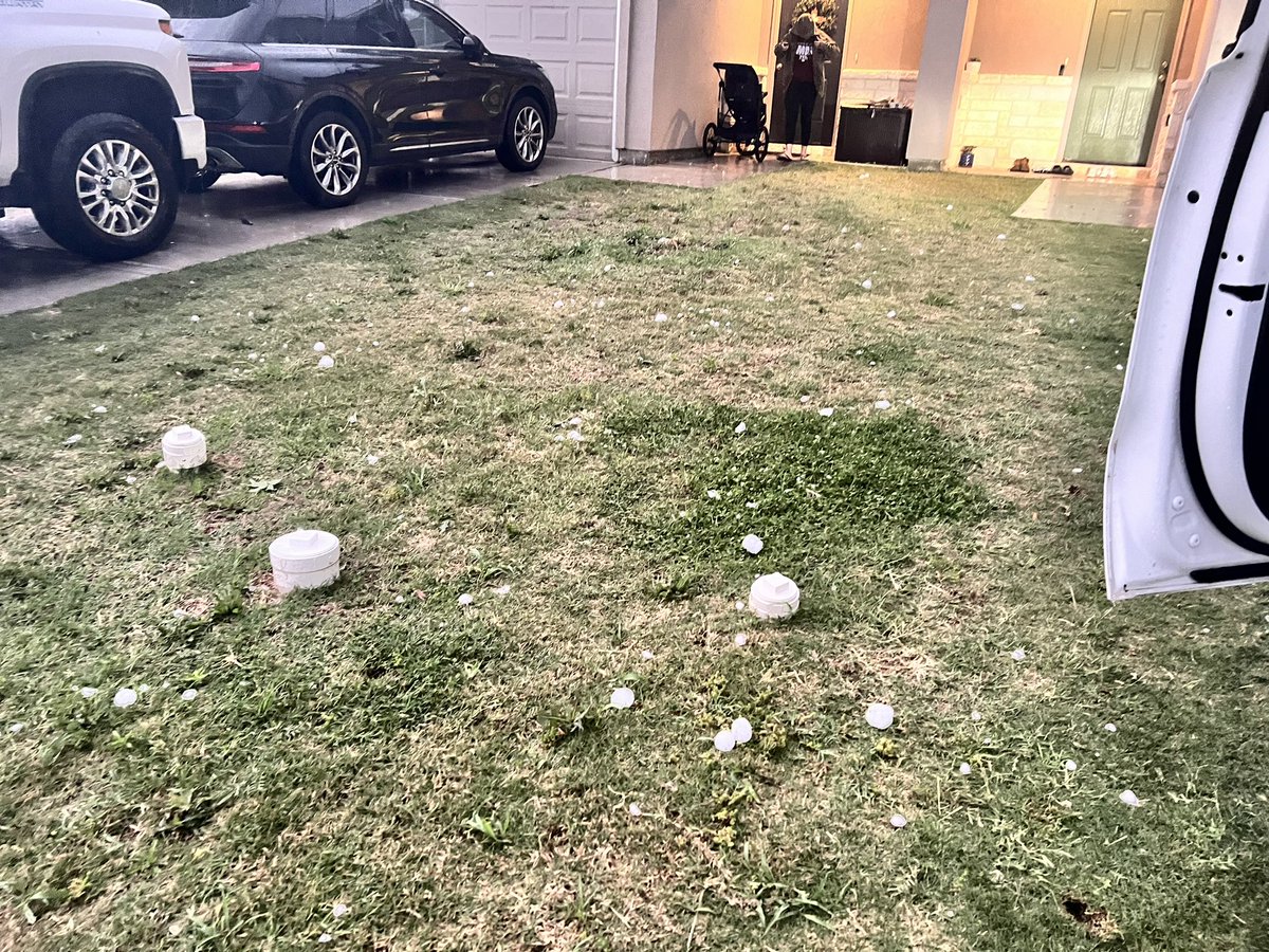 Neighbors sharing more of the damage here in Marble Falls! Baseball sized hail ripped through putting holes in windshields and windows. Here are more pictures of the damage >>> kvue.com/gallery/weathe…