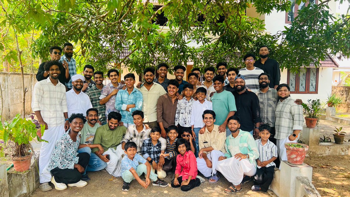 ElansClub's tweet photo. EID UL FITAR ✨️

“Eid Mubarak! May this Eid bring you peace, prosperity, and endless joy.” https://t.co/a7XYiqrEVV