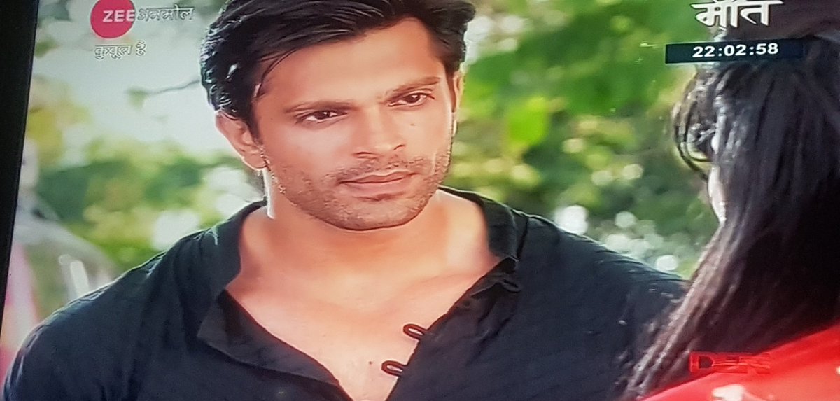 Ravinaksgwahi's tweet photo. Watching him 😍❤
My angry young man #AsadahmedKhan 
#KaranSinghGrover 
@Iamksgofficial https://t.co/6JoD7ipQBR