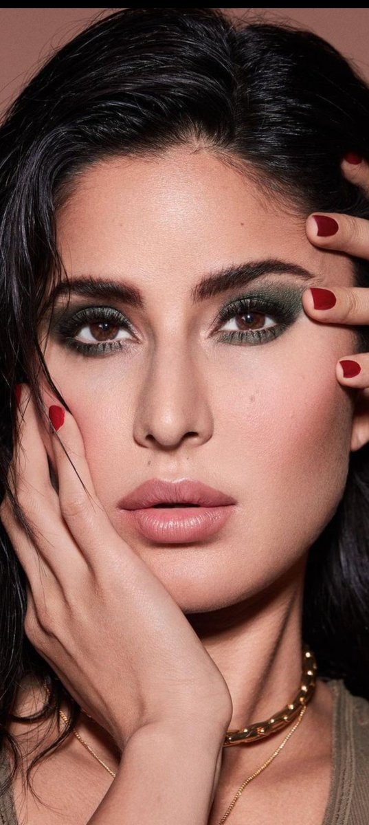 Her eyes sparkle like diamonds, revealing the depth of her inner beauty #KatrinaKaif