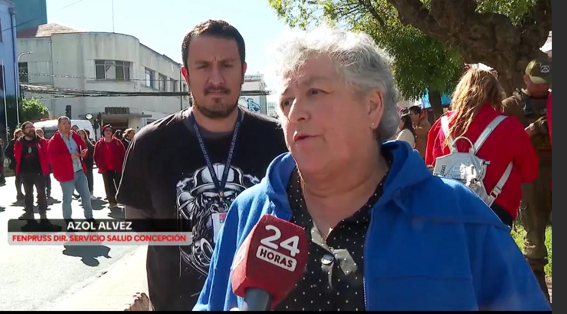 #EnTerreno #fenprussenlosmediosI 
<a href="/24HorasTVN/">24 Horas</a>
🔵🎙️Con el apoyo de Fenpruss y gremios de la salud: Trabajadores de la salud de la DSS de Concepción realizan masiva manifestación #PorunamejorSaludPública
24horas.cl/regiones/zona-…